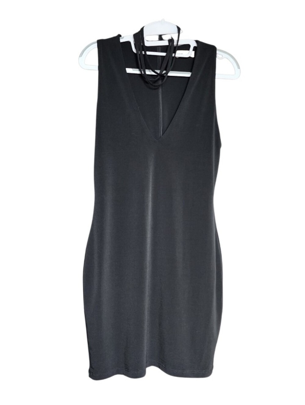 Black V-Neck Sleeveless Tunic Mini Dress With Strappy Choker